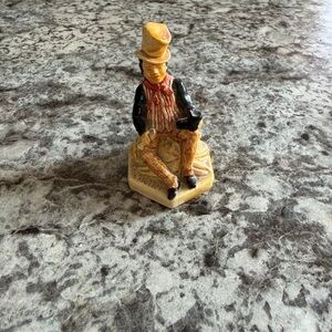 Sam Weller Figurine Charles Dicken Novel